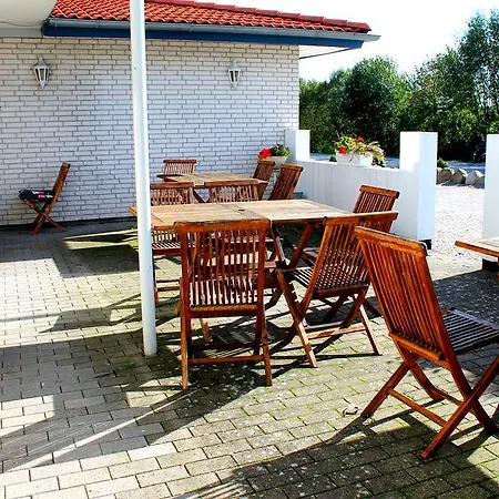 Aparthotel Medio