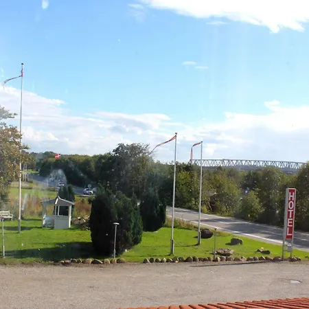 Medio Aparthotel
